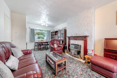 3 bedroom semi-detached house for sale, Queensthorpe Close, Leeds, West Yorkshire, LS13