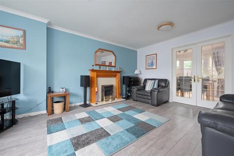 4 bedroom detached house for sale, 3 Cromar Drive, Dunfermline, KY11 8GE