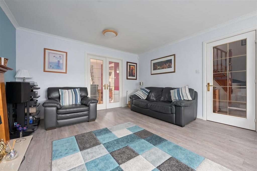 3 Cromar Drive009.JPG