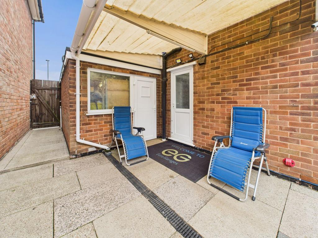 Covered Patio Area