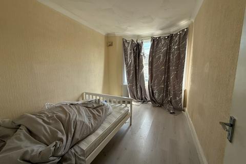 undefined, Norman Road, Ilford IG1