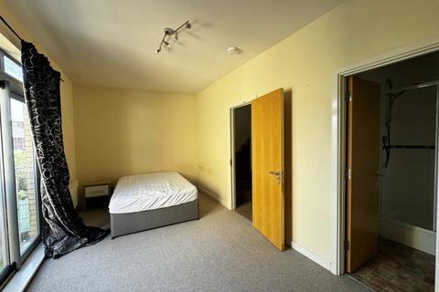 1 bedroom in a house share to rent, Rustat Avenue, Cambridge, CB1