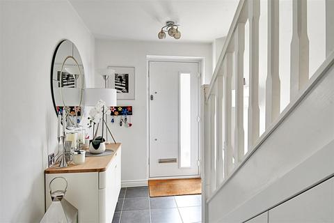 undefined, Mutiny Close, Hertford SG13