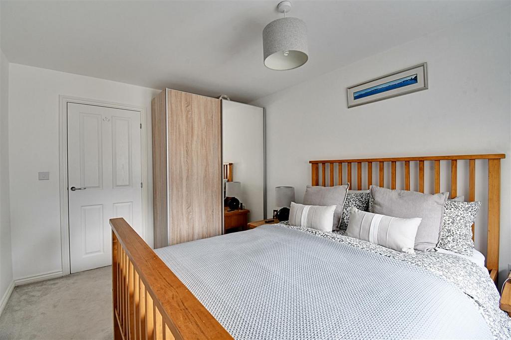 Bedroom 1 2.jpg