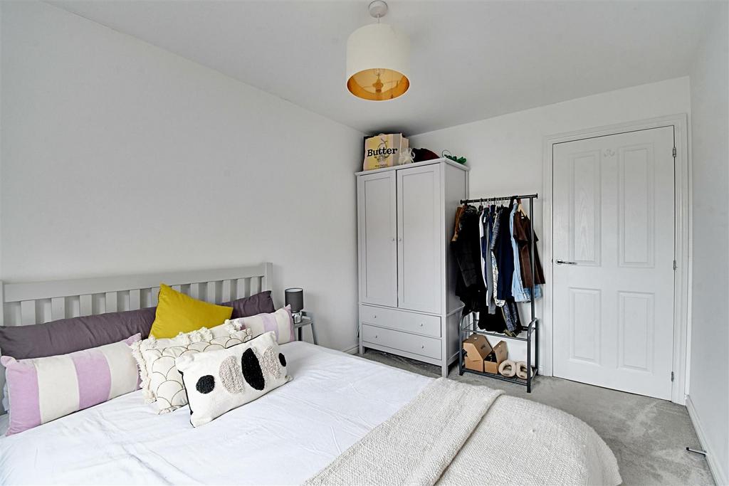 Bedroom 2 2.jpg