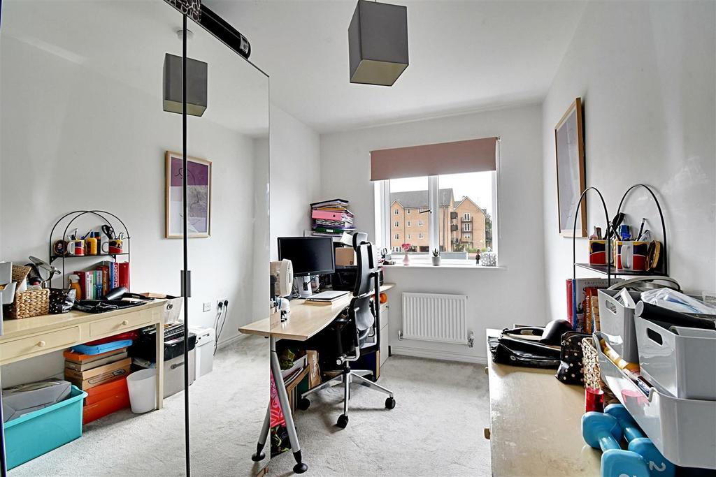 Bedroom 4.jpg