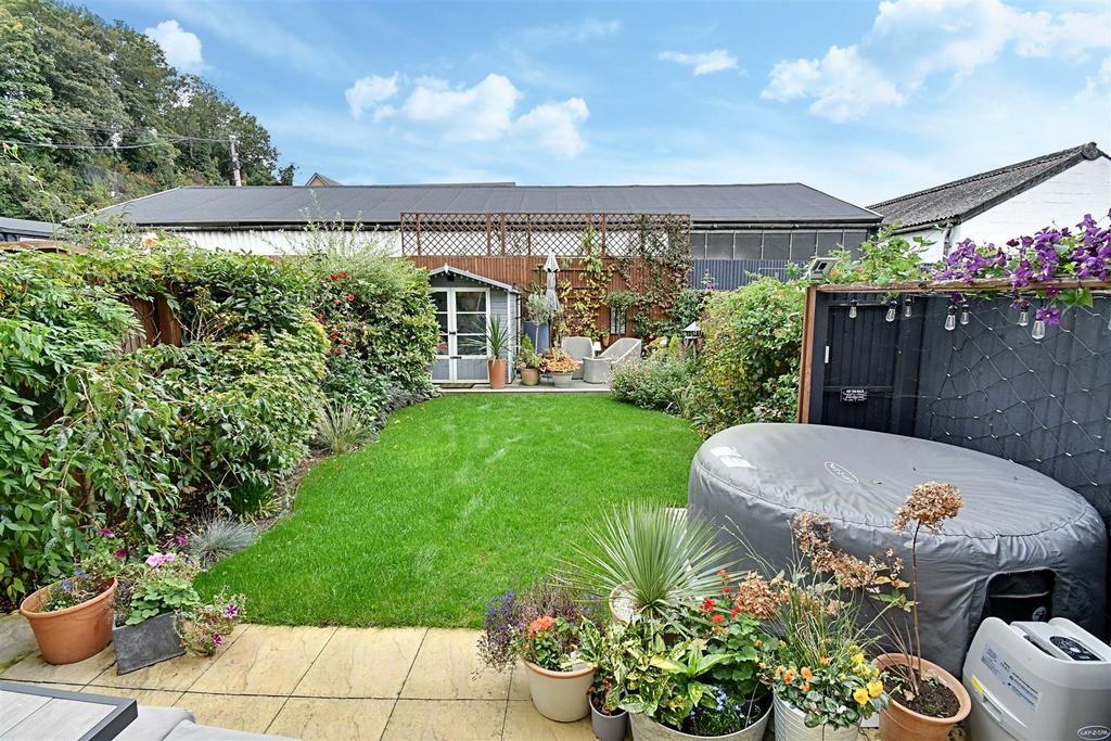 Garden 1.jpg