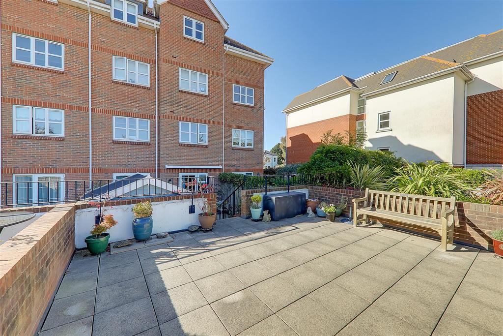 IMG 0831-IMG 0833.jpg