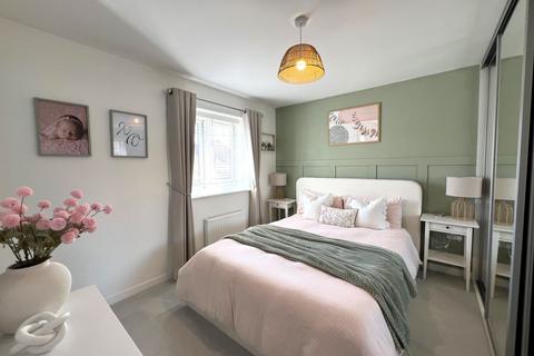 22 Brooklands Crescent, Edenbridge, TN8 6FQ