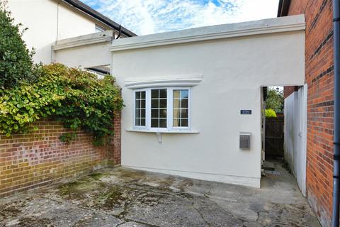 1 bedroom detached bungalow for sale, CENTRAL RYDE