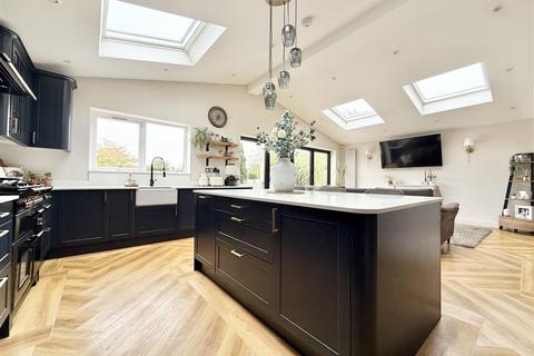 3 bedroom detached house for sale, Leicester Road, Enderby LE19
