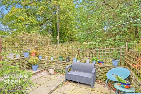 2 bedroom cottage for sale, Burnley Road, Edenfield