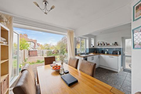 undefined, Birchwood Avenue, Beckenham BR3