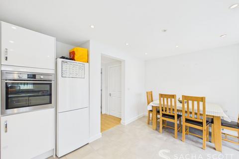 undefined, Preston Manor Road, Tadworth, KT20