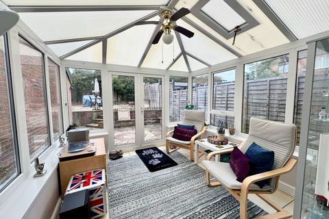 4 bedroom semi-detached house for sale, Cabin Lane, Oswestry SY11