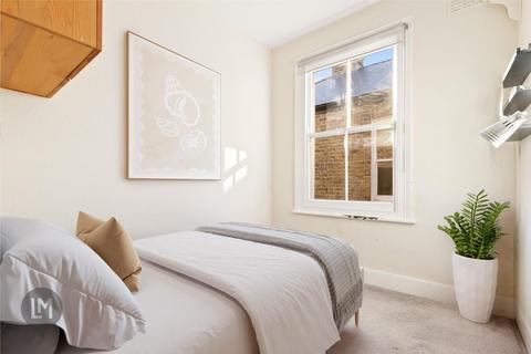 2 bedroom flat for sale, Treport Street, London