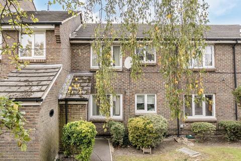 1 bedroom maisonette for sale, Milford Mews, London SW16
