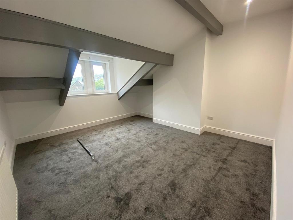 Second floor bed rear.jpg