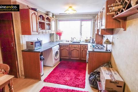 3 bedroom terraced house for sale, St Audreys Close, Hatfield