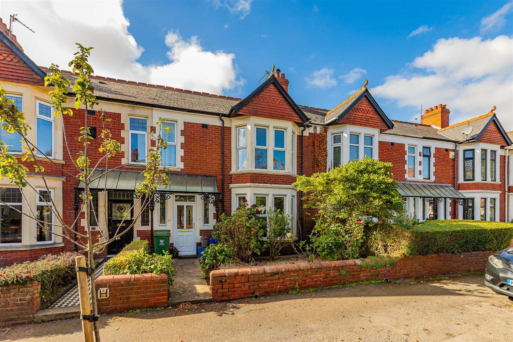 Southminster Road, Cardiff CF23 4 bed terraced house - £475,000