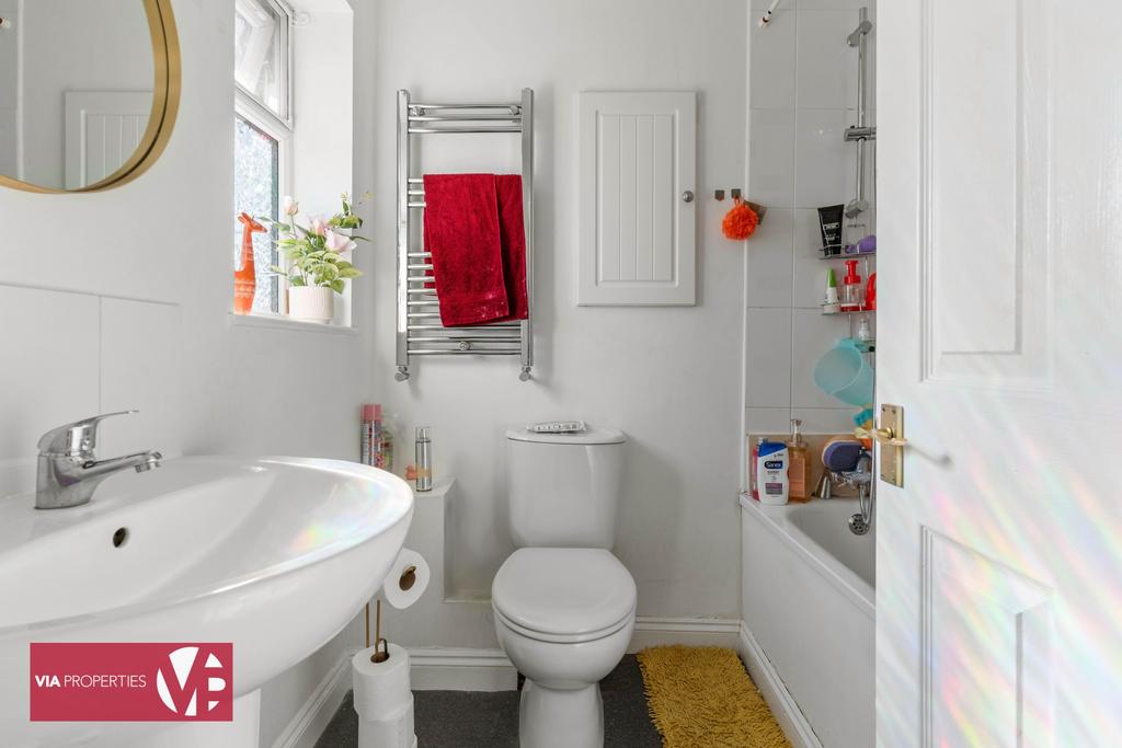 Fmily bathroom