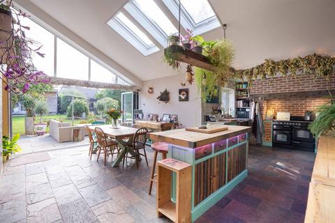 3 bedroom detached bungalow for sale, Dargate Road, Yorkletts, Whitstable
