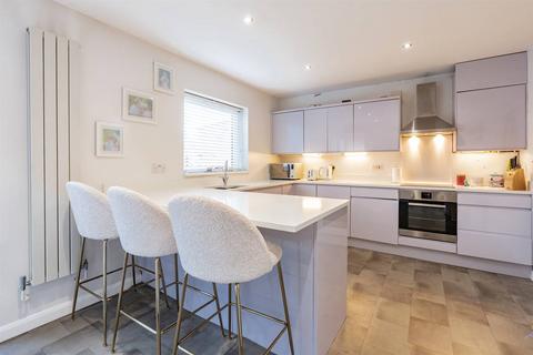 3 bedroom semi-detached house for sale, Freemans Close, Seasalter, Whitstable