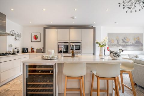 4 bedroom detached house for sale, Eversley Park, Folkestone, CT20
