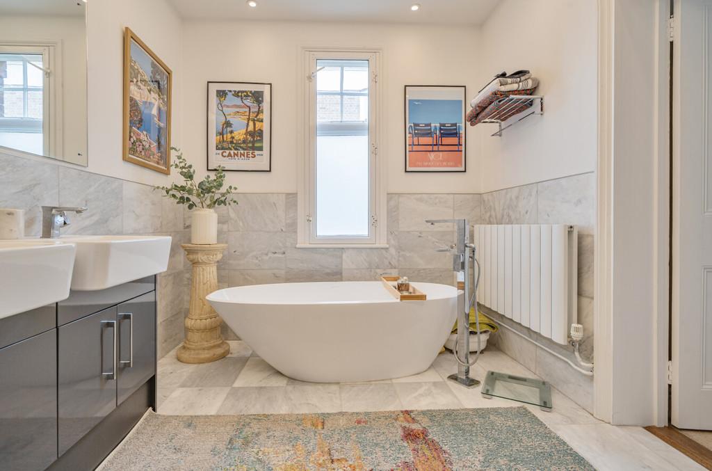 1359970-8-68d6a9f198356