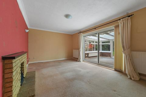 3 bedroom detached bungalow for sale, Wyndham Way, Newmarket CB8