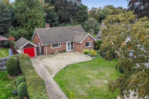 3 bedroom detached bungalow for sale - Wyndham Way, Newmarket CB8