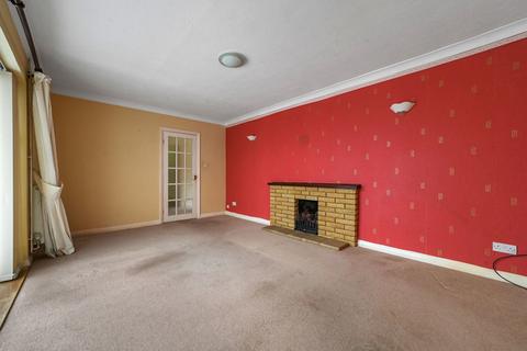 3 bedroom detached bungalow for sale, Wyndham Way, Newmarket CB8