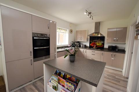 4 bedroom detached house for sale, Yew Tree Meadow, Hadley, Telford, TF1 6AN