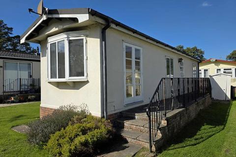 2 bedroom park home for sale, Riverside Park, Churchend