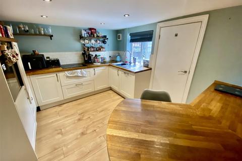 undefined, Poulshot Road, Devizes SN10