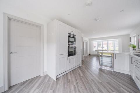 undefined, Blundell Drive, Haslemere