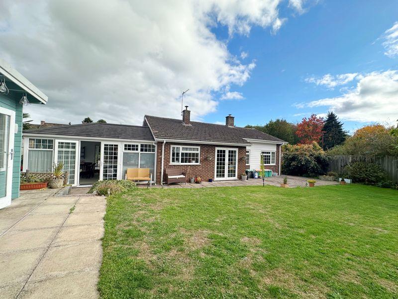 Garden/ Rear