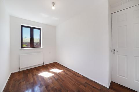19 Singleton Close, Croydon, CR0 2TS