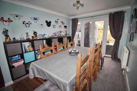 4 bedroom detached house for sale, Hall street, Crowland, PE6 0EW