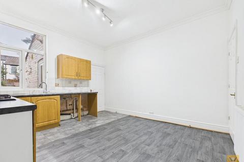 2 bedroom terraced house to rent, Hazel Grove, Stockport SK7