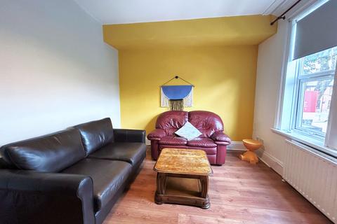 3 bedroom flat to rent, Ecclesall Road, Sheffield