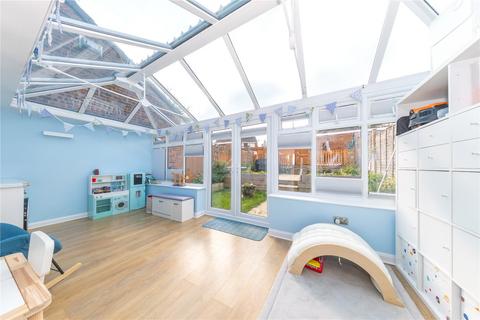 78 Carroll Close, Newport Pagnell, MK16 8QH