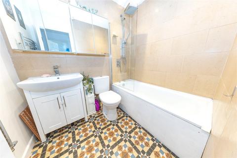 78 Carroll Close, Newport Pagnell, MK16 8QH
