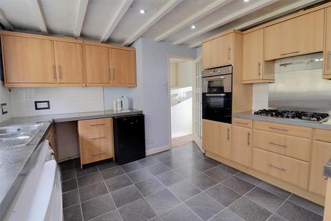 Bathos Osborne Road, Ilfracombe, EX34 8DD