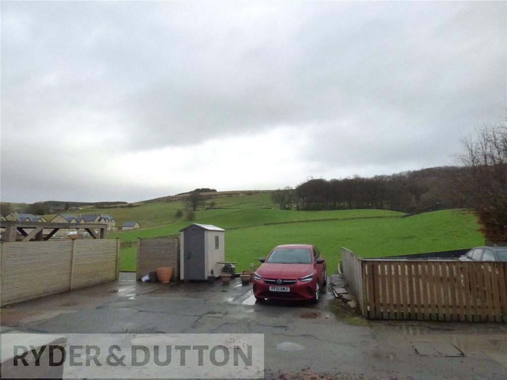 Field Views/Parking