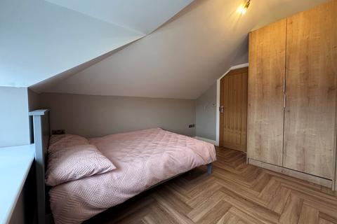 Flat to rent, Shelley Street, Leicester, LE2