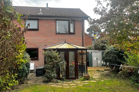 Bays Road, Pennington, Lymington, Hampshire, SO41