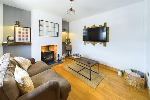 3 bedroom terraced house for sale, Finedon Road, Kettering NN15