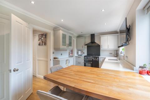 undefined, Abbots Mere Close, Northwich CW8