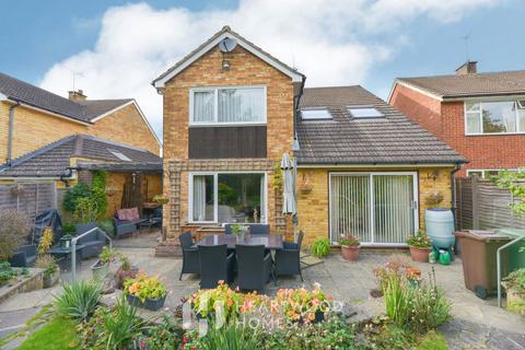 4 bedroom detached house for sale, St. Vincent Drive, St. Albans, AL1 5SJ